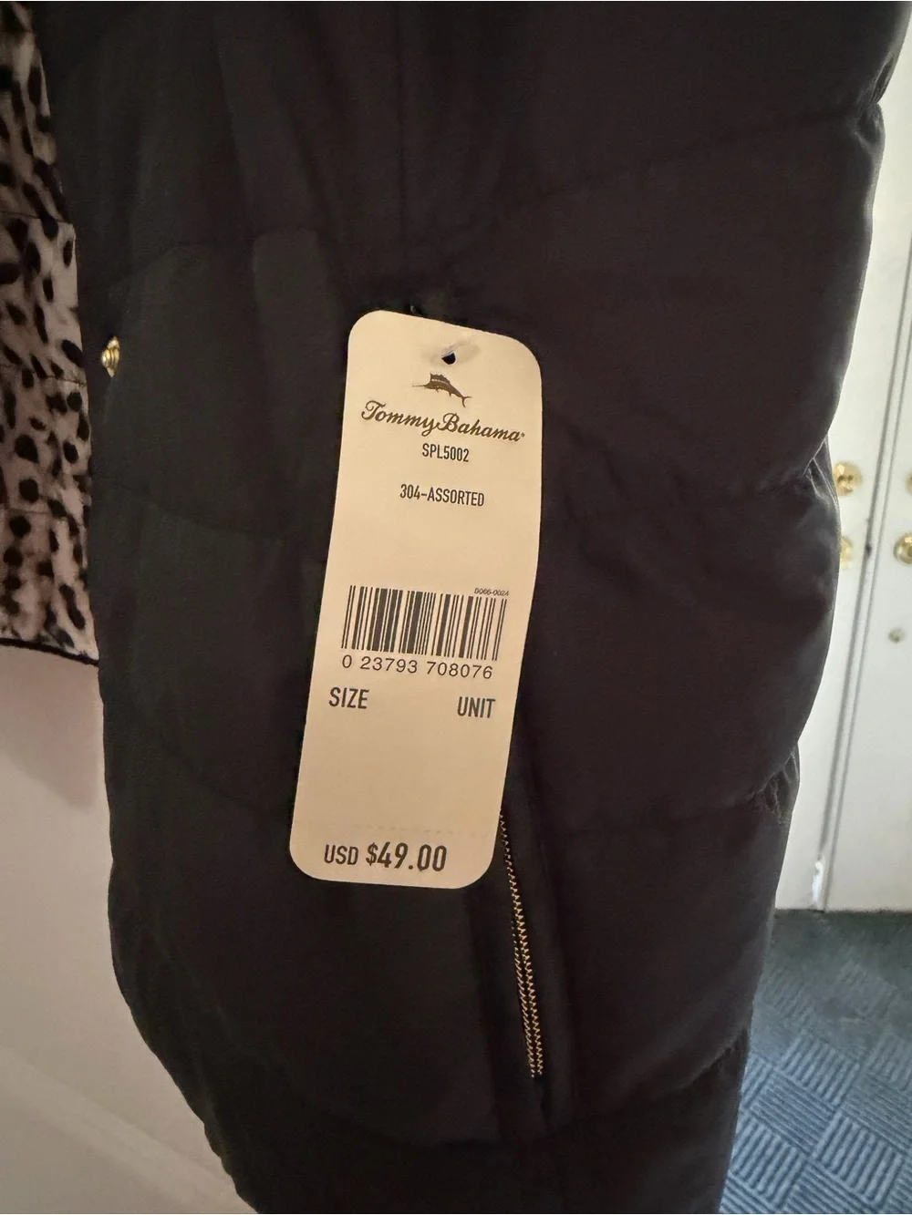 Tommy Bahama Black Quilted Reversible Vest with Leopard Print